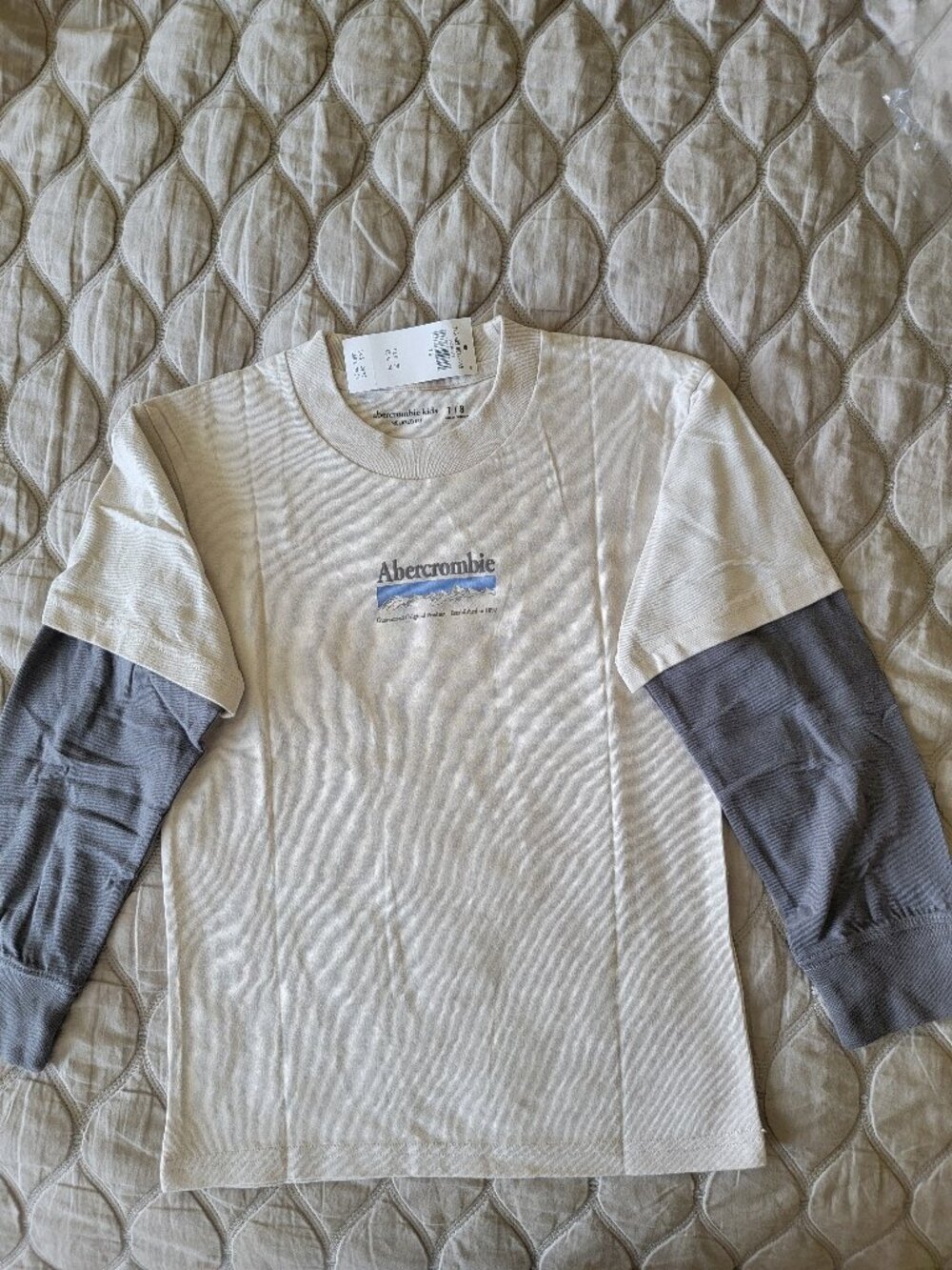 Abercrombie boys relaxed long-sleeve logo twofer, size 8, NWT